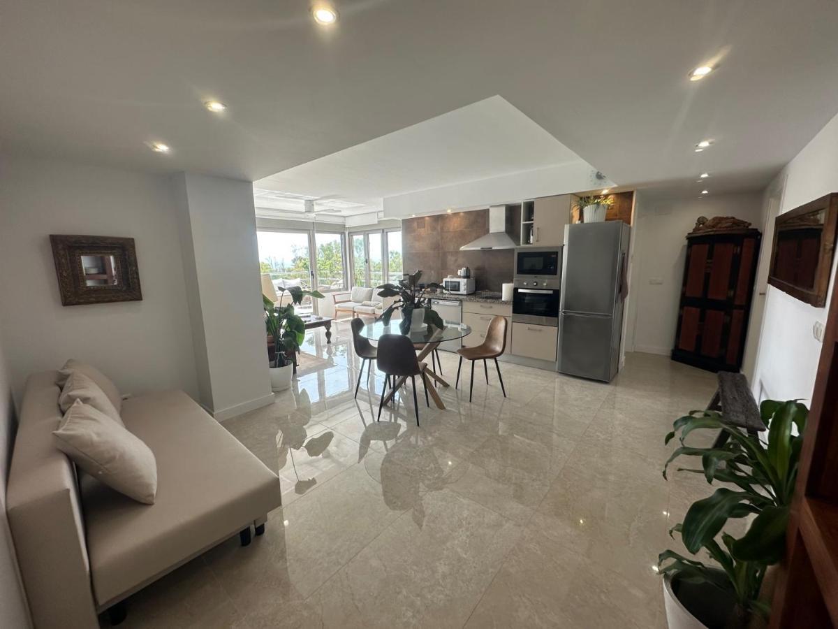 Penthouse Puerta De Pedregalejo Διαμέρισμα Μάλαγα Εξωτερικό φωτογραφία